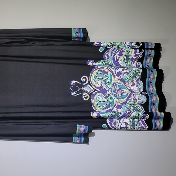 Serengeti Black Long Sleeve Flowy Stretch Print Dress - Picture 2 of 7